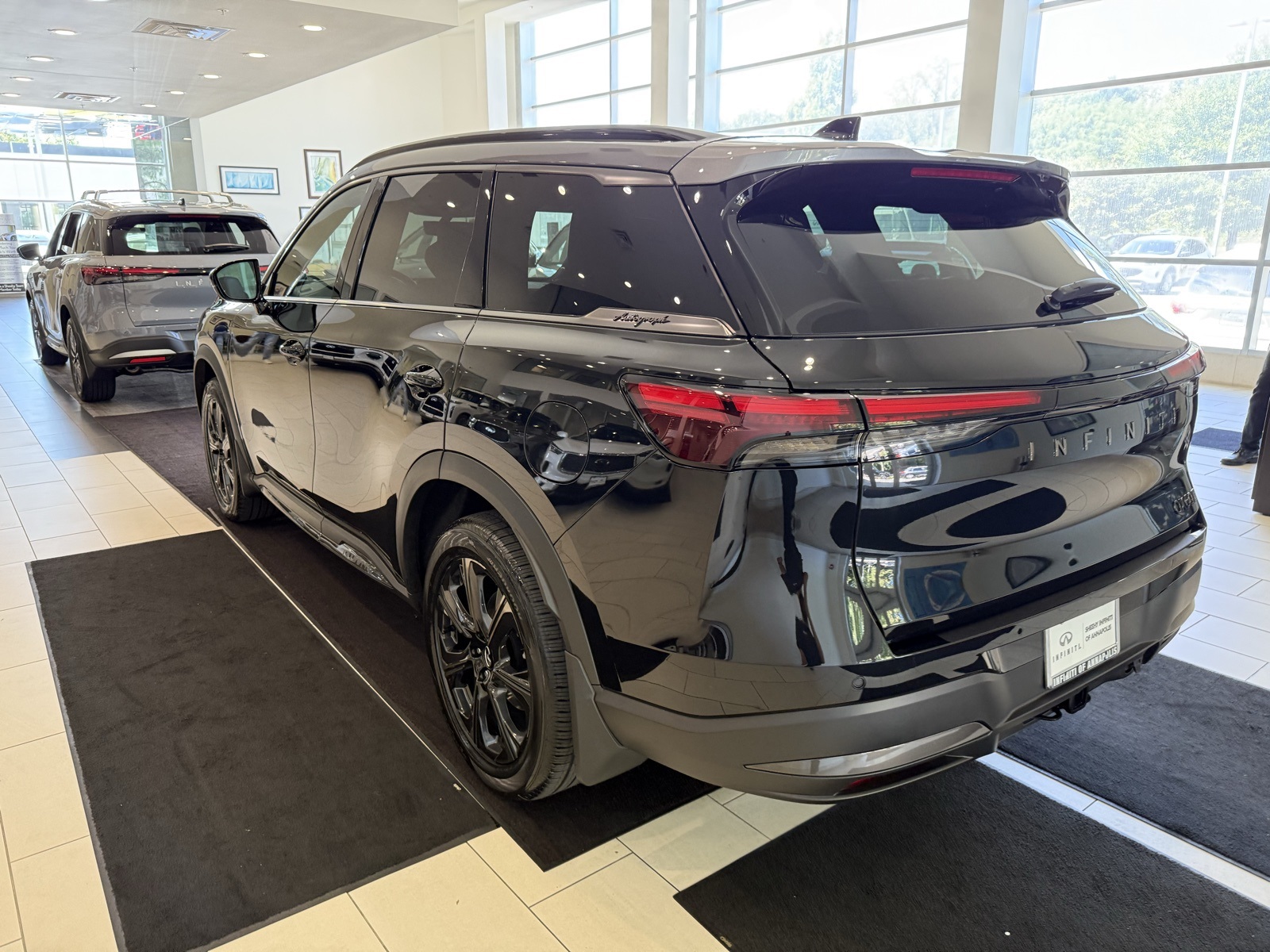 2026 Infiniti QX60 Autograph photo 5