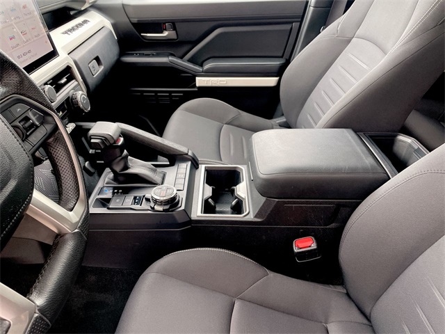2024 Toyota Tacoma TRD Off-Road photo 11