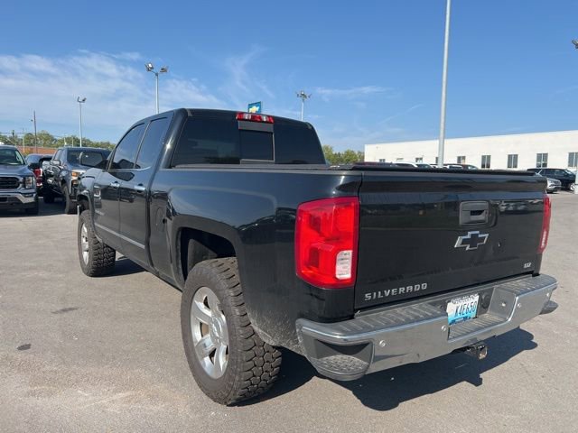 2018 Chevrolet Silverado 1500 LTZ photo 3