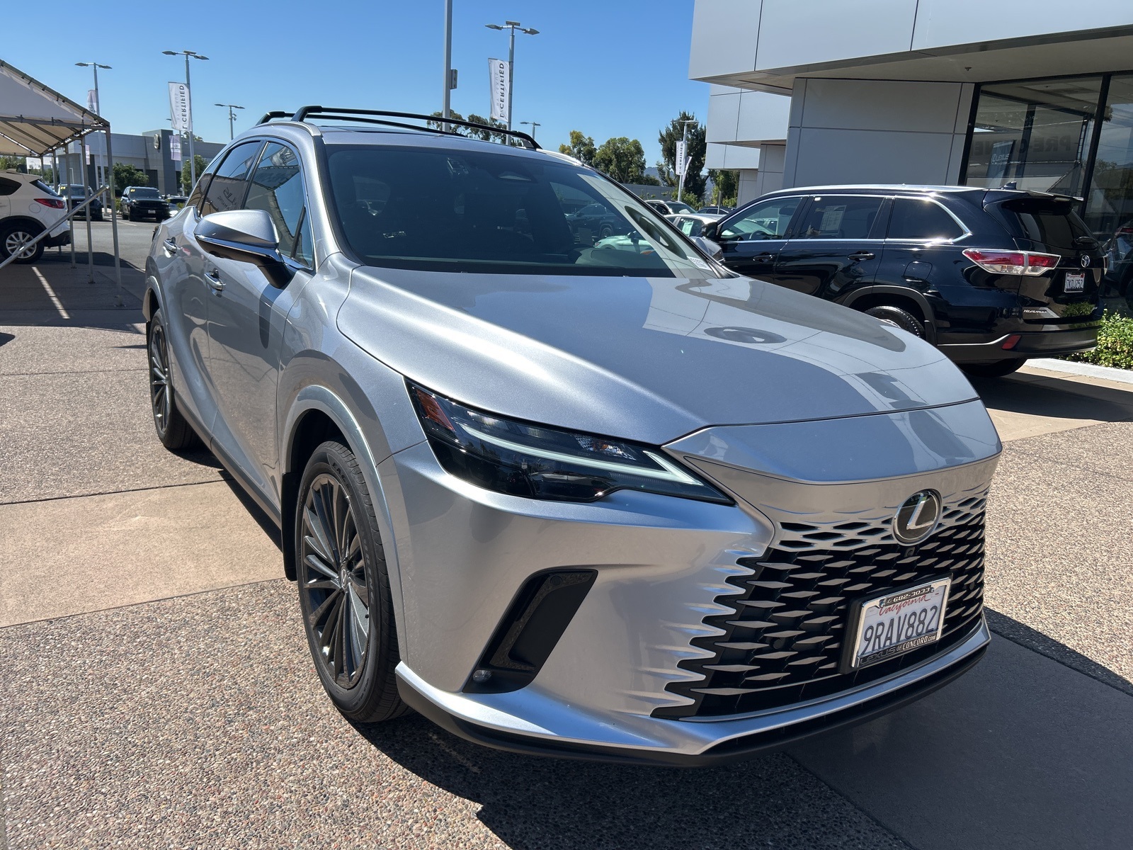 2024 Lexus RX 350h photo 2