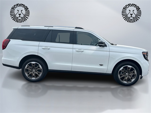 2025 Ford Expedition King Ranch photo 2