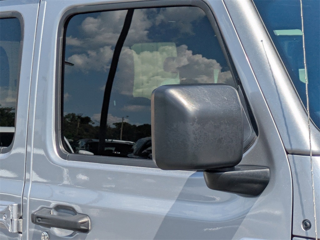 2021 Jeep Wrangler Unlimited Rubicon 392 photo 10