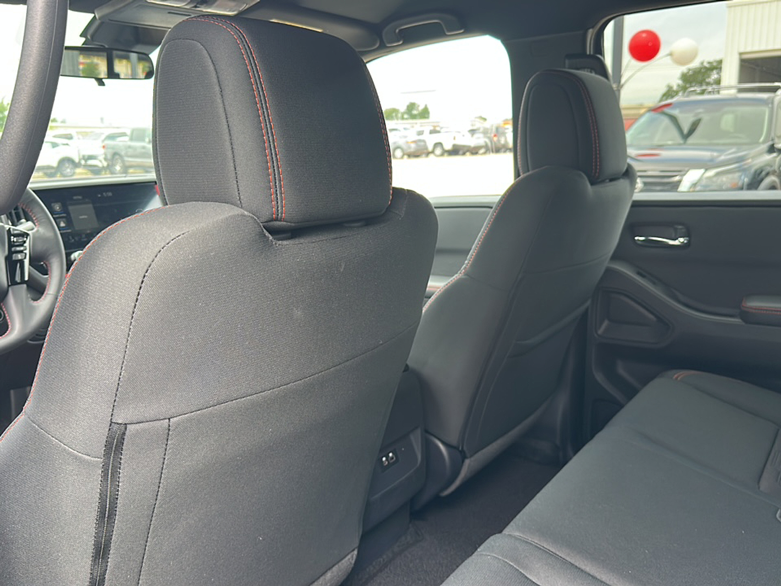 2025 Nissan Frontier PRO-X Crew Cab photo 5