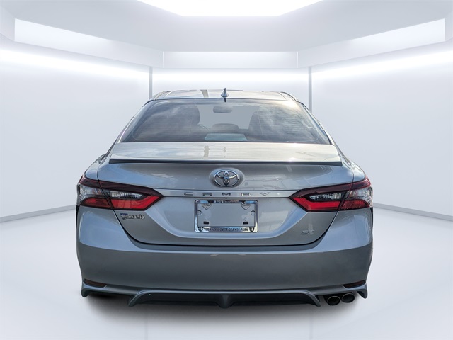 2022 Toyota Camry SE photo 4