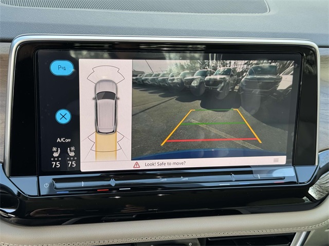 2025 Volkswagen Atlas SE Technology photo 4