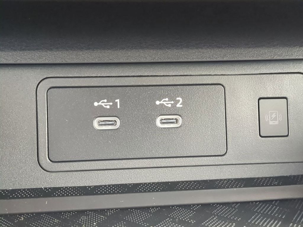2025 Nissan Murano SL photo 22