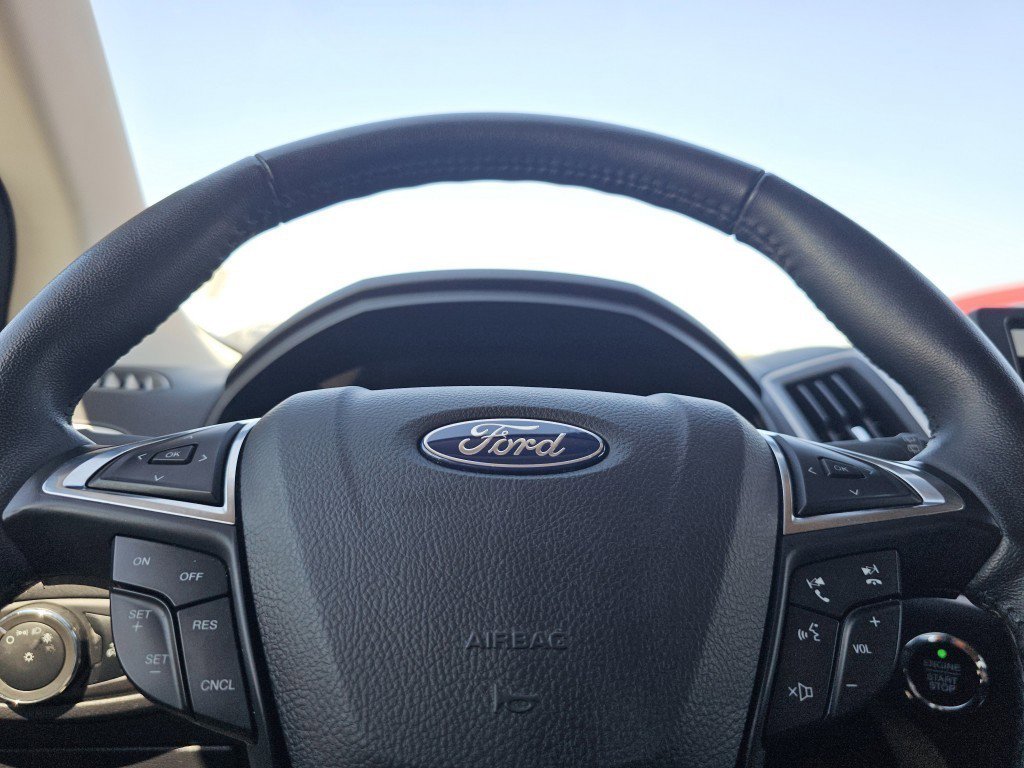 2024 Ford Edge SEL photo 26