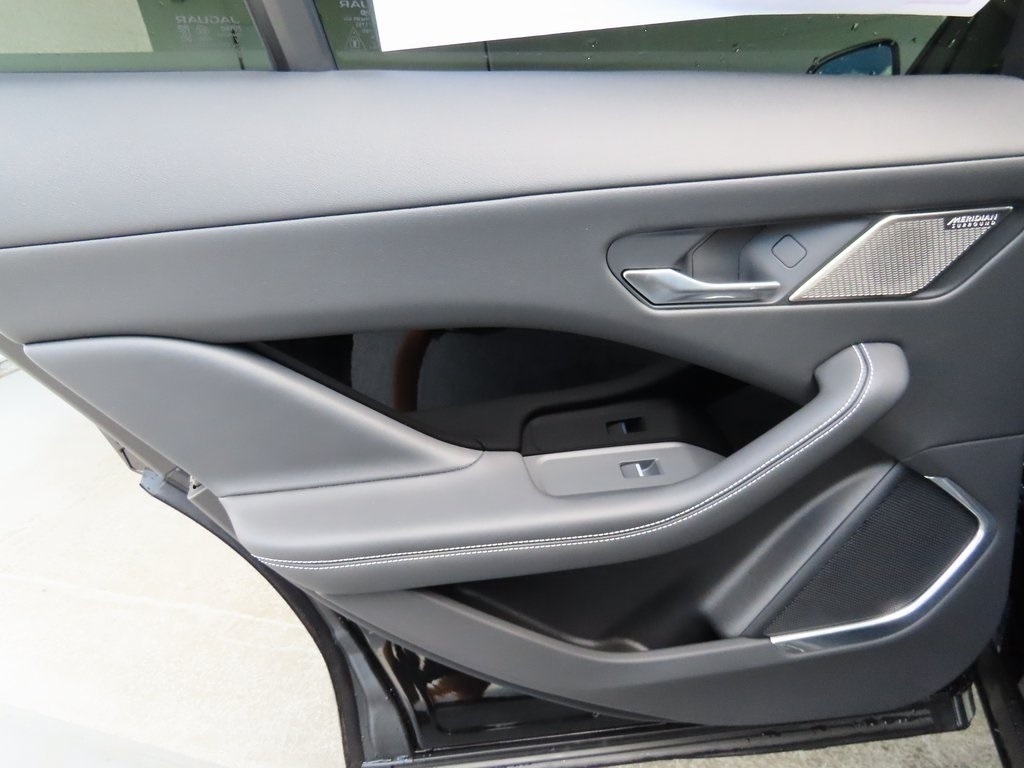 2024 Jaguar I-PACE HSE photo 26