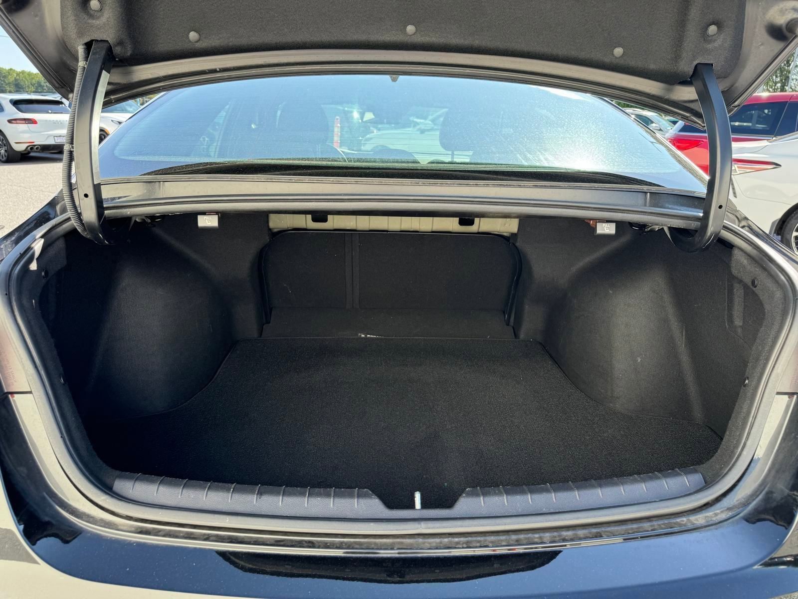 2021 Kia K5 GT-Line photo 14
