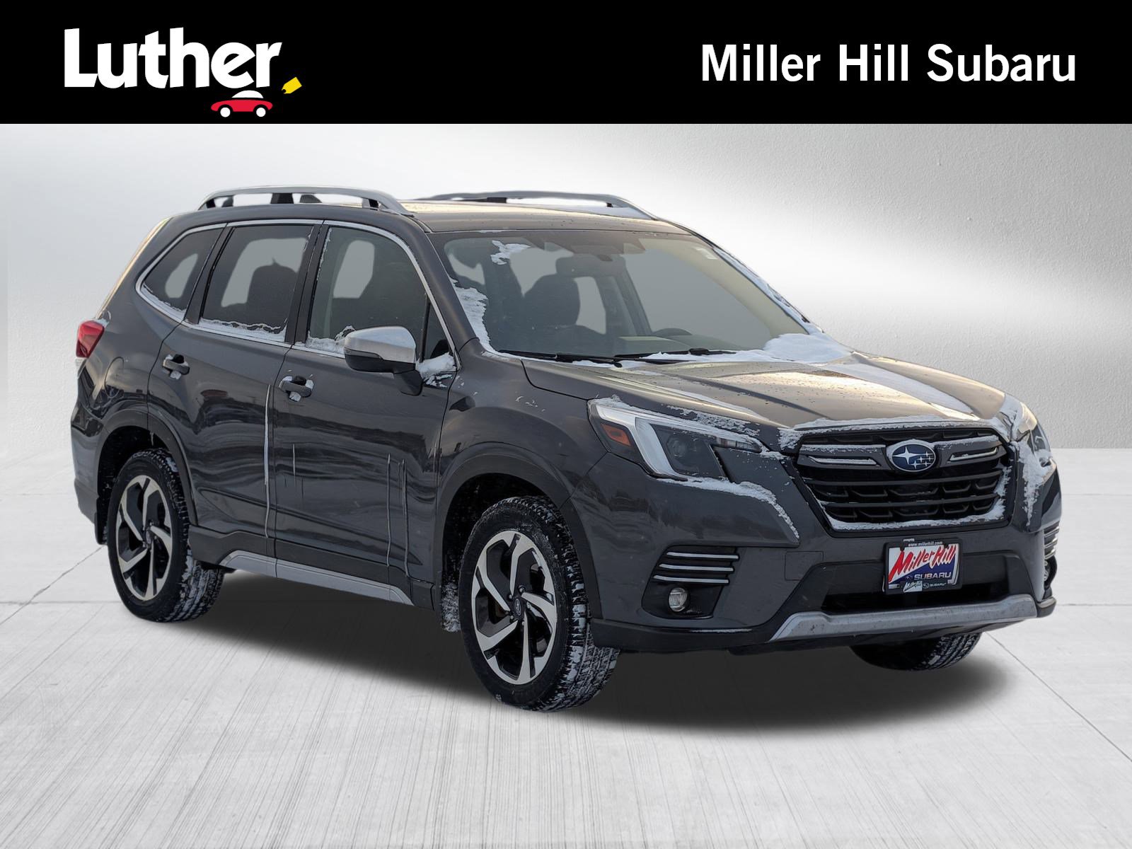 2022 Subaru Forester Touring's photo