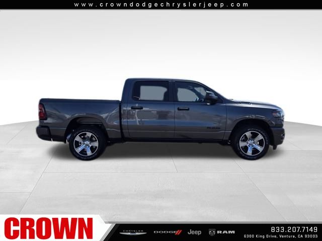 2025 Ram 1500 Tradesman photo 4