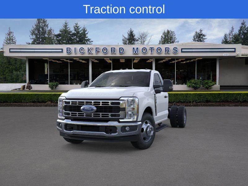 2026 Ford F-350 photo 2