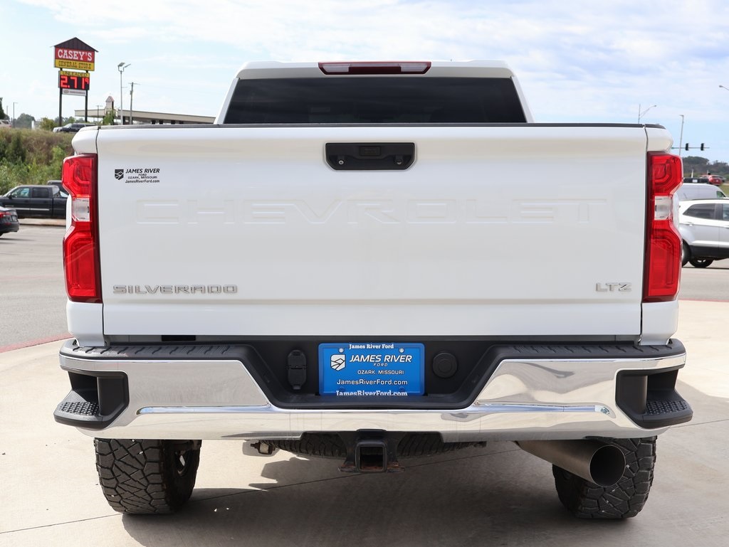 2022 Chevrolet Silverado 2500HD LTZ photo 4
