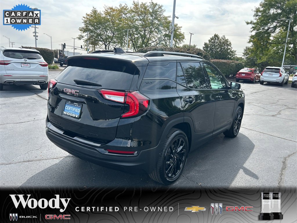 2024 Gmc Terrain SLT photo 8