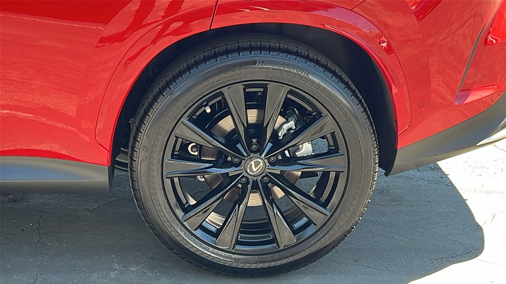 2025 Lexus NX F SPORT Handling photo 10