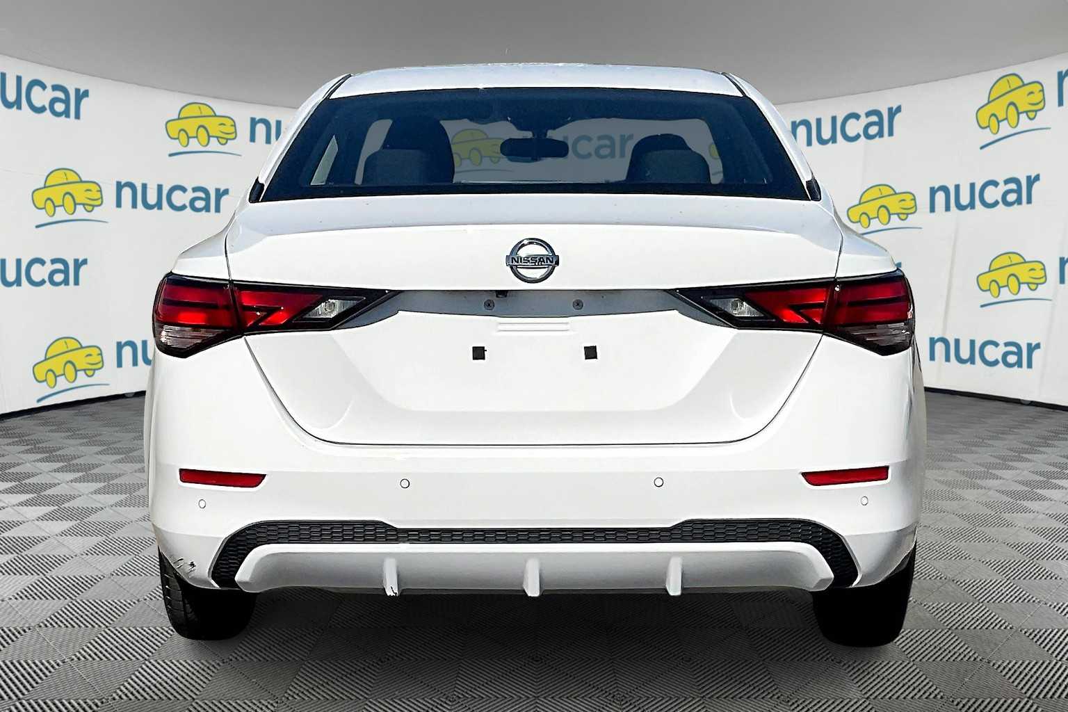 2022 Nissan Sentra S photo 5
