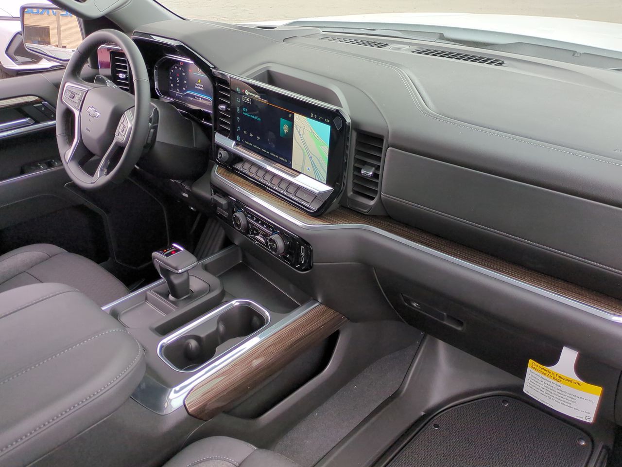 2025 Chevrolet Silverado 1500 RST photo 28