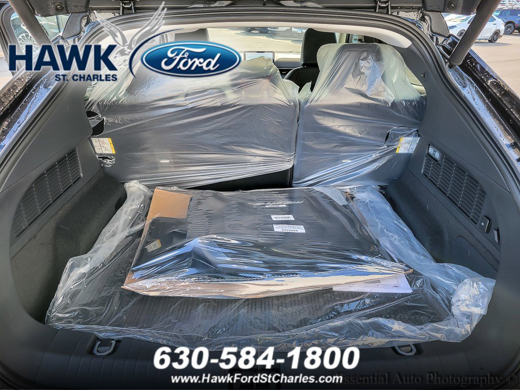 2025 FORD MUSTANG MACH-E - Image 17