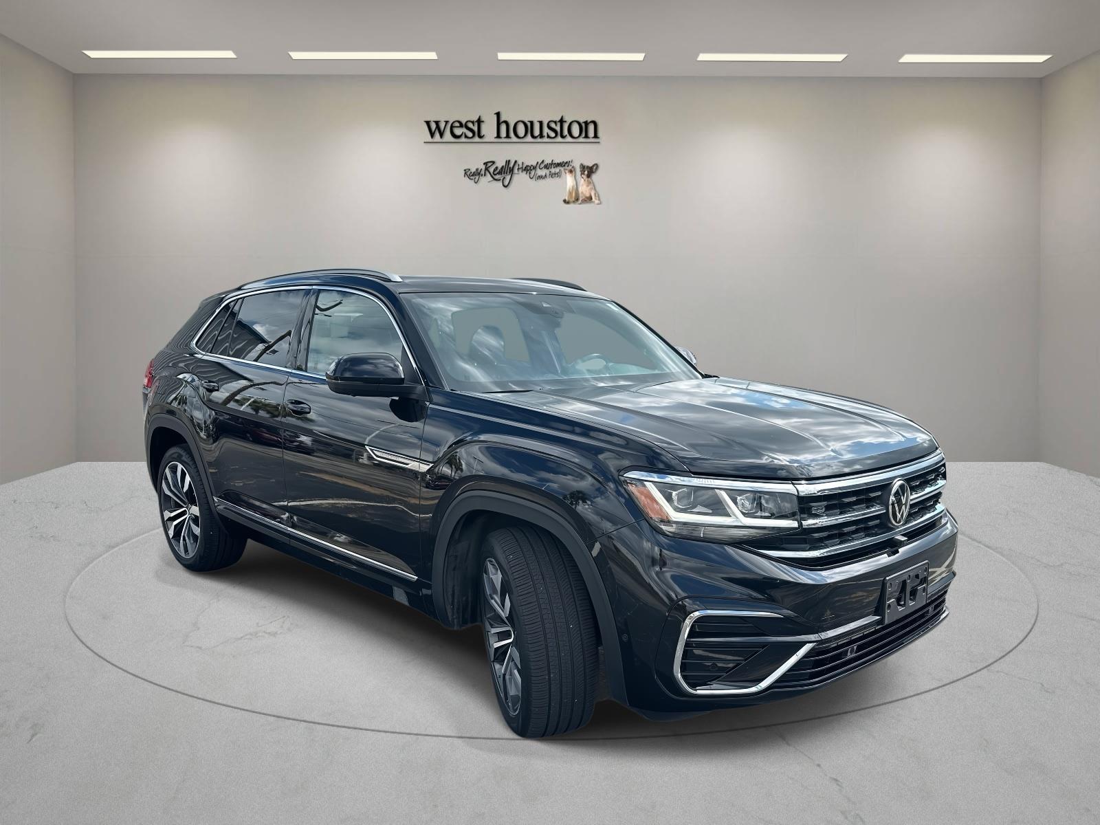 2022 Volkswagen Atlas Cross Sport V6 SEL Premium R-Line photo 2
