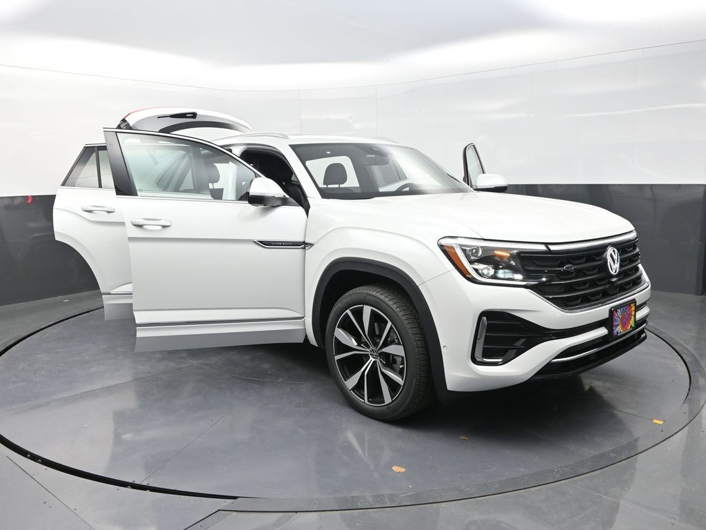2025 Volkswagen Atlas Cross Sport SEL Premium R-Line photo 26