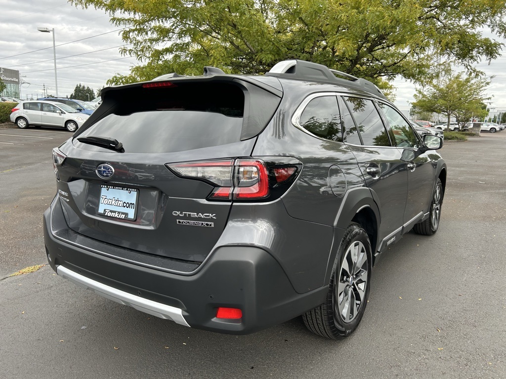 2025 Subaru Outback Touring XT photo 3