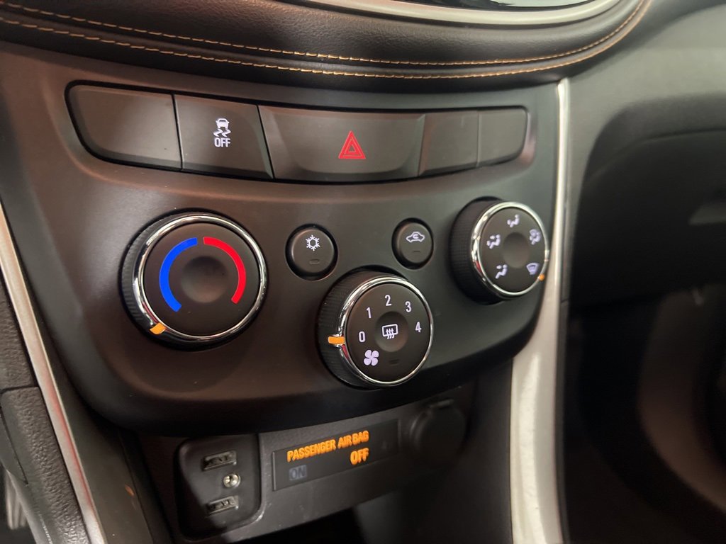 2020 Chevrolet Trax LS photo 24