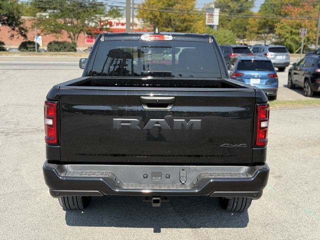 2025 Ram 1500 Tradesman photo 7