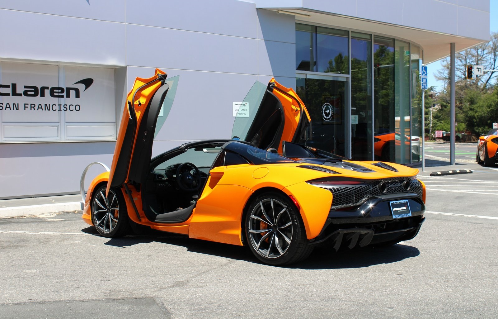 2025 Mclaren ARTURA Spider photo 30
