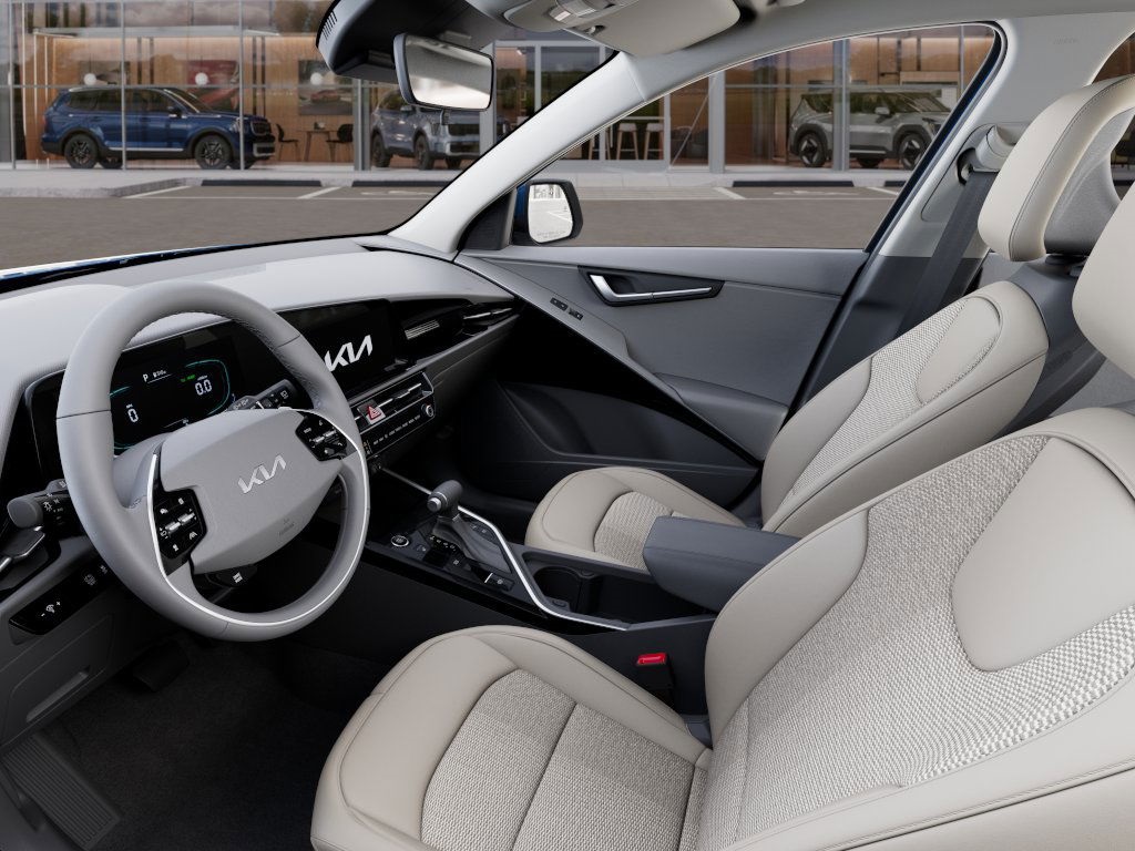 2025 Kia Niro EX photo 16