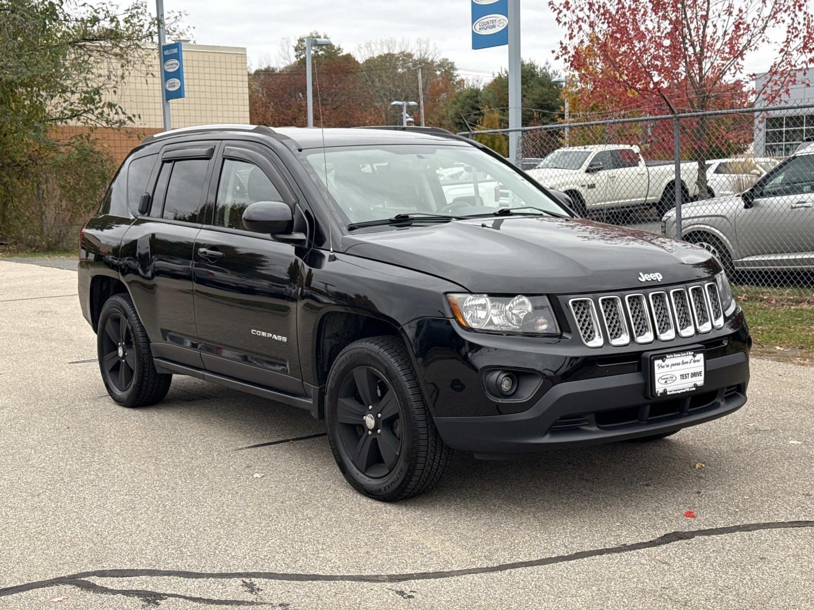 2016 Jeep Compass Latitude photo 3