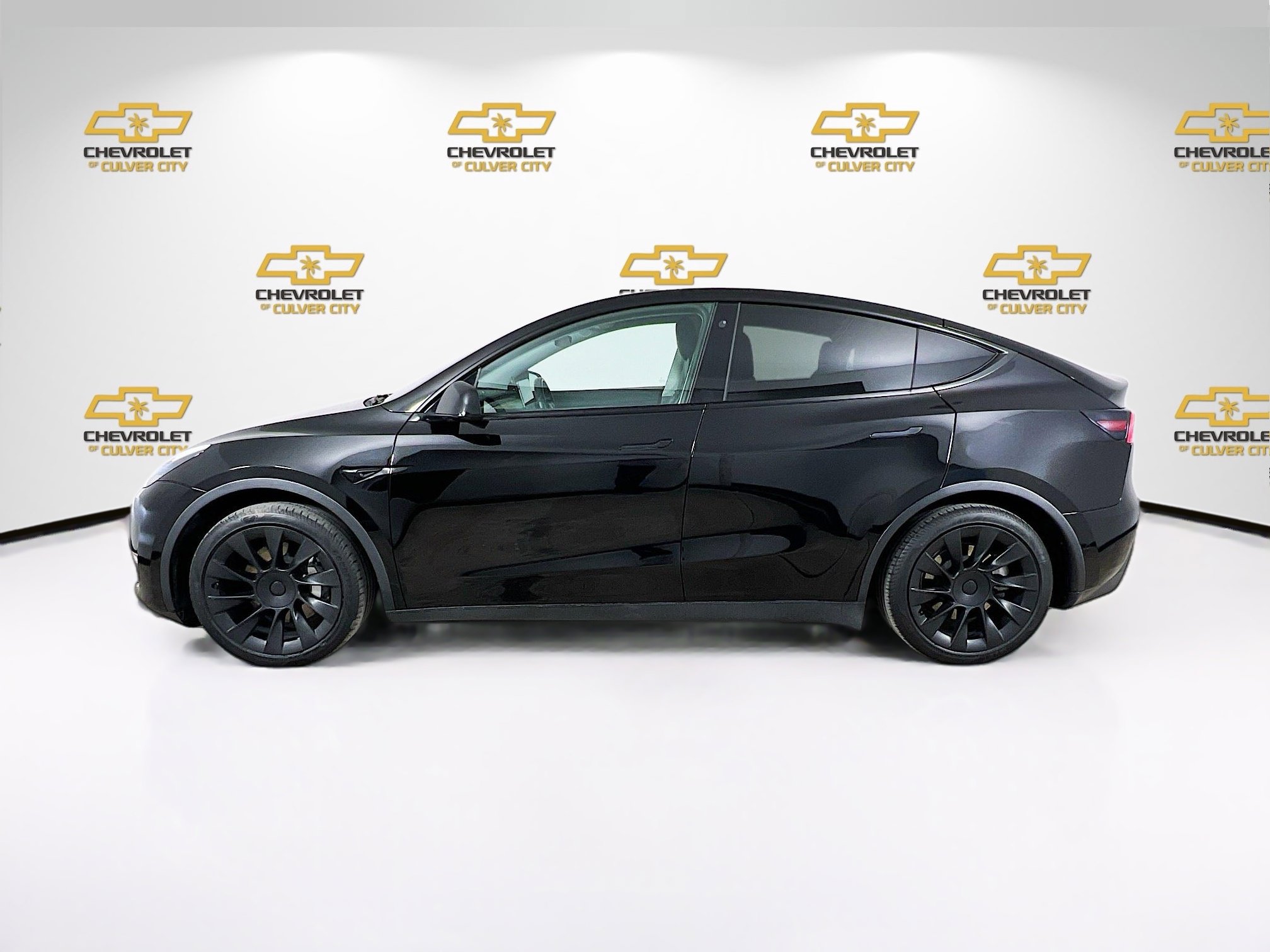 2021 Tesla Model Y Long Range photo 3