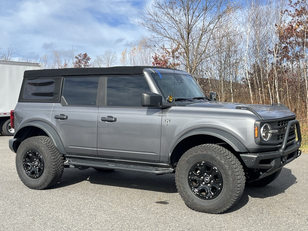 2021 Ford Bronco 4-Door Base's photo