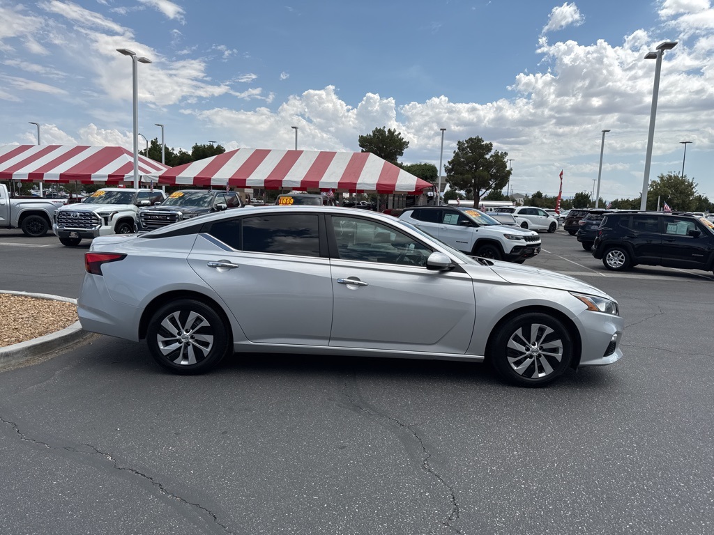 2020 Nissan Altima 2.5 S photo 4