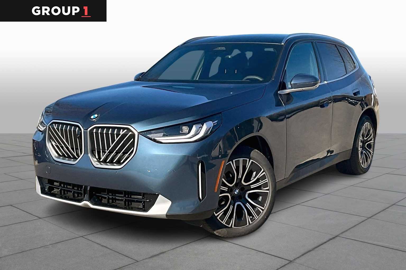 2026 BMW X3 30's photo