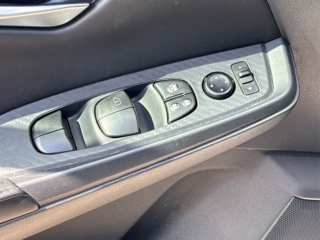 2022 Nissan Sentra SV photo 31