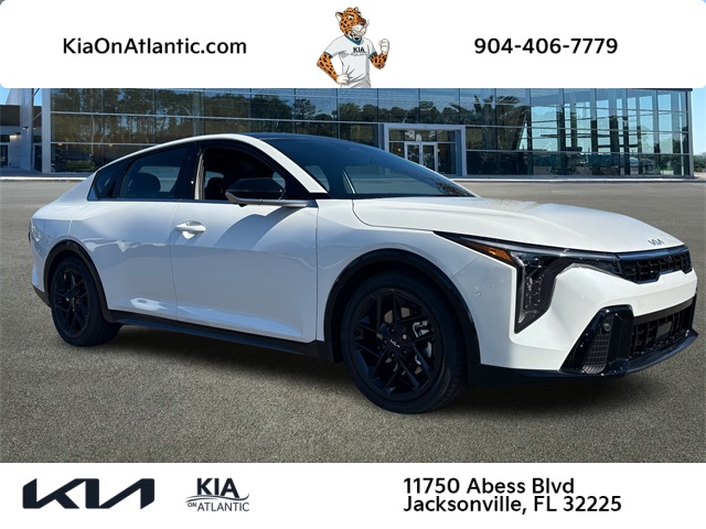 2025 Kia K4 GT-Line Turbo's photo