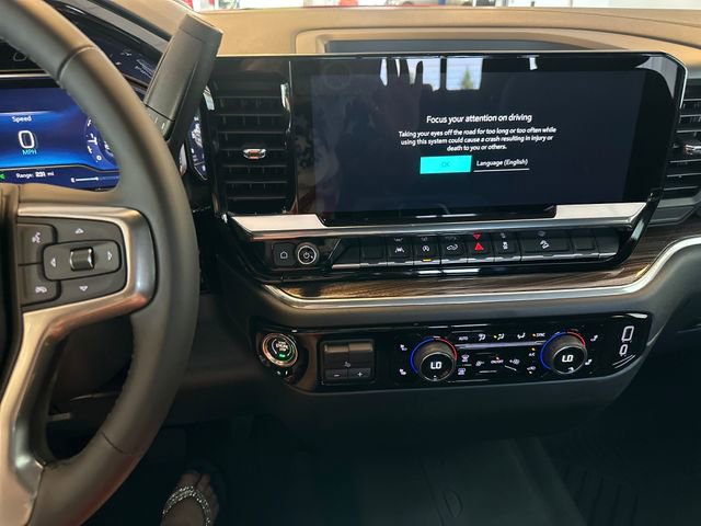 2025 Chevrolet Silverado 1500 LT photo 16