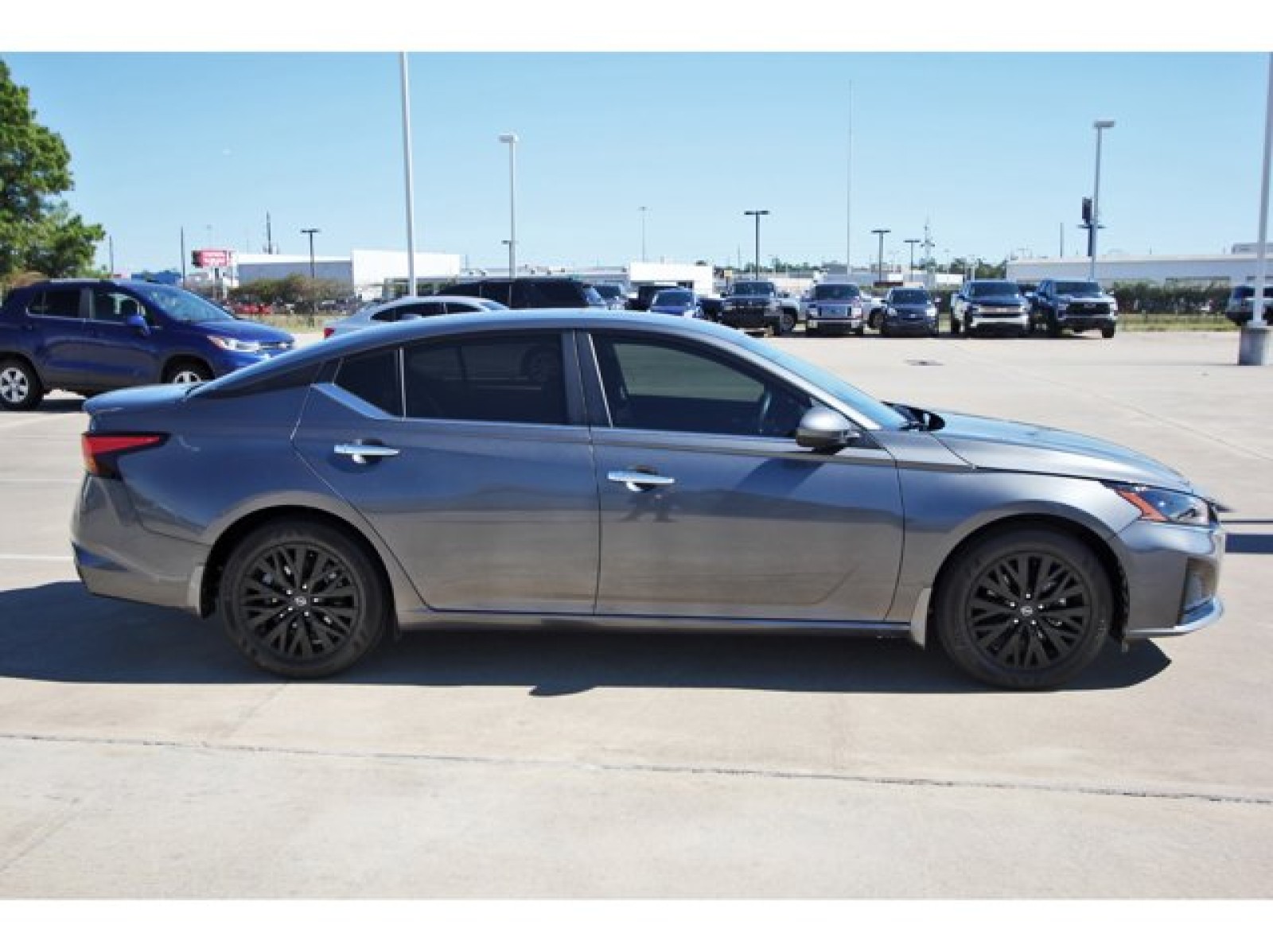 2025 Nissan Altima SV Gray at Robbins Nissan