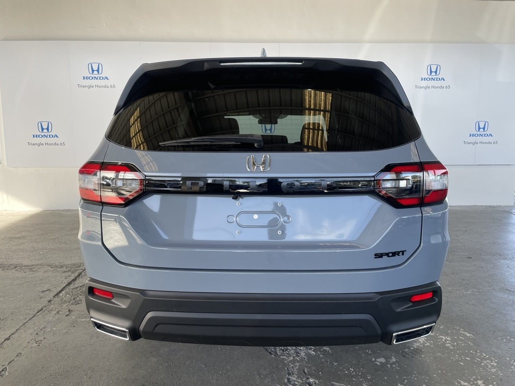 2025 Honda Pilot Sport photo 2