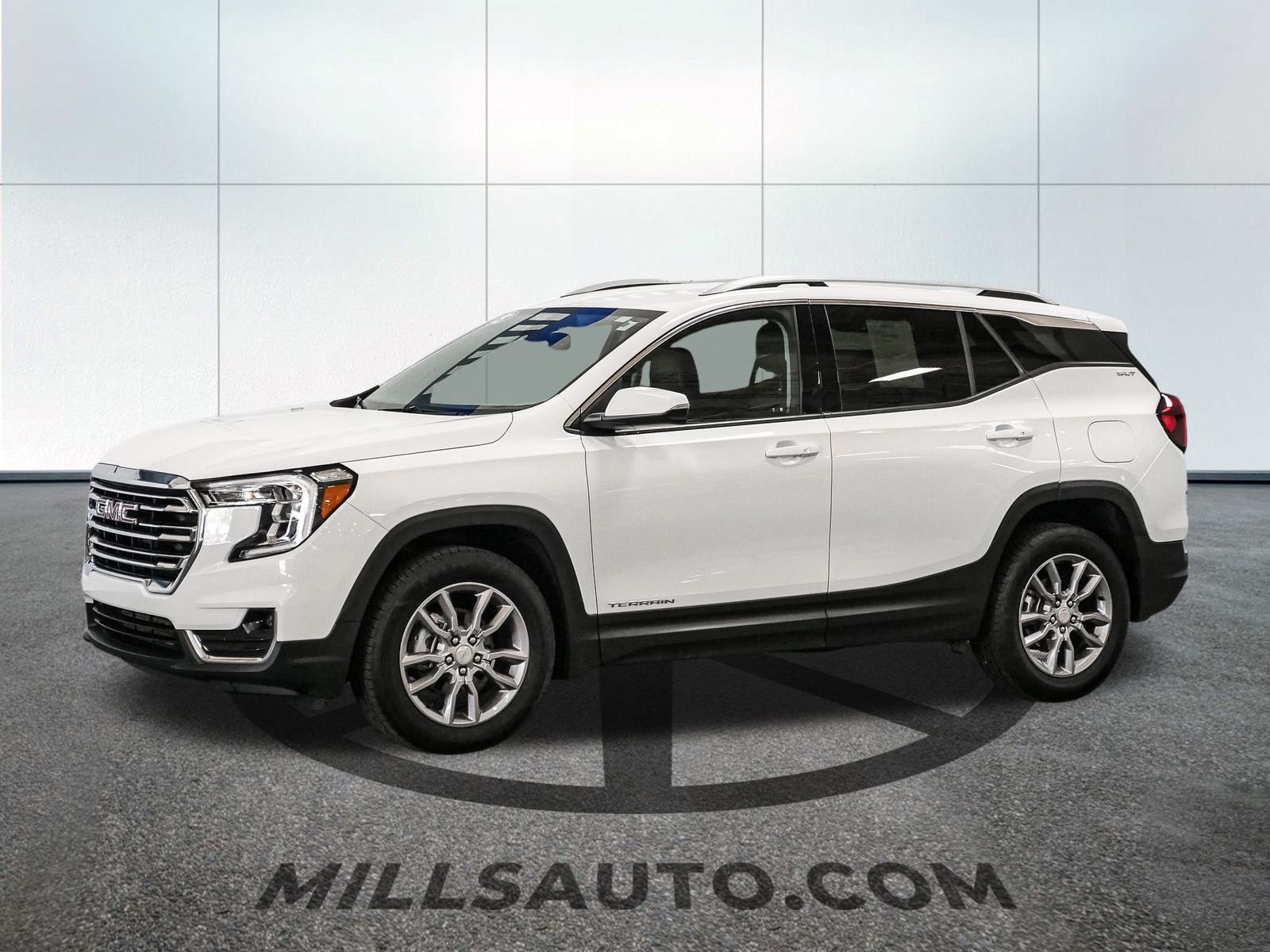 Used 2023 GMC Terrain SLT with VIN 3GKALVEG1PL228122 for sale in Baxter, Minnesota