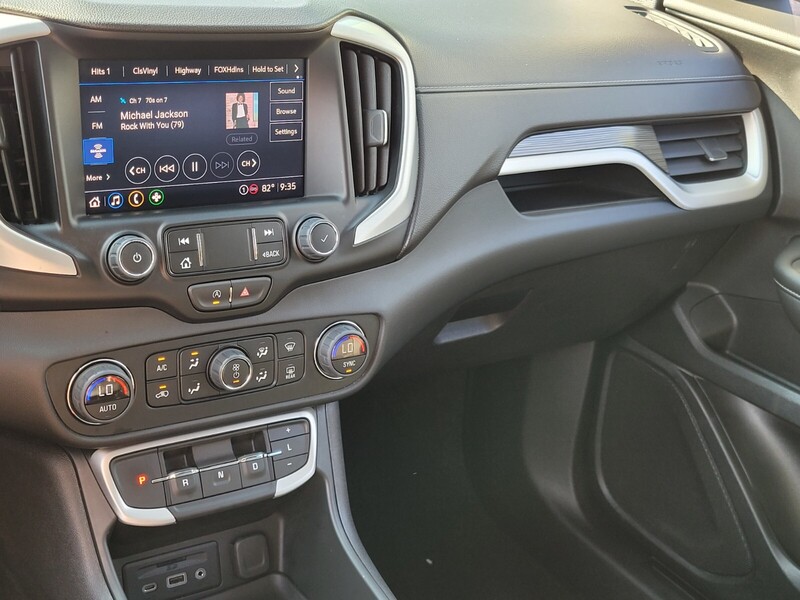 2023 Gmc Terrain SLT photo 22