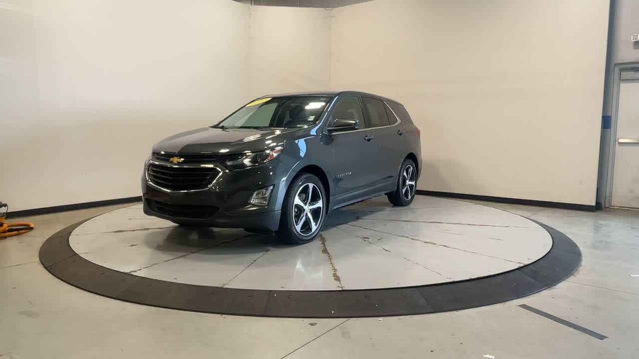 2020 Chevrolet Equinox LT photo 3
