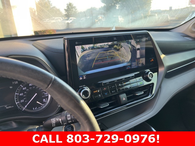 2020 Toyota Highlander Limited photo 22