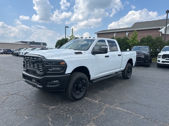 2025 Ram 3500 Tradesman photo 4