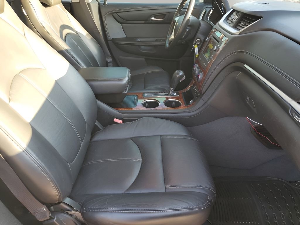 2013 Chevrolet Traverse 2LT photo 13