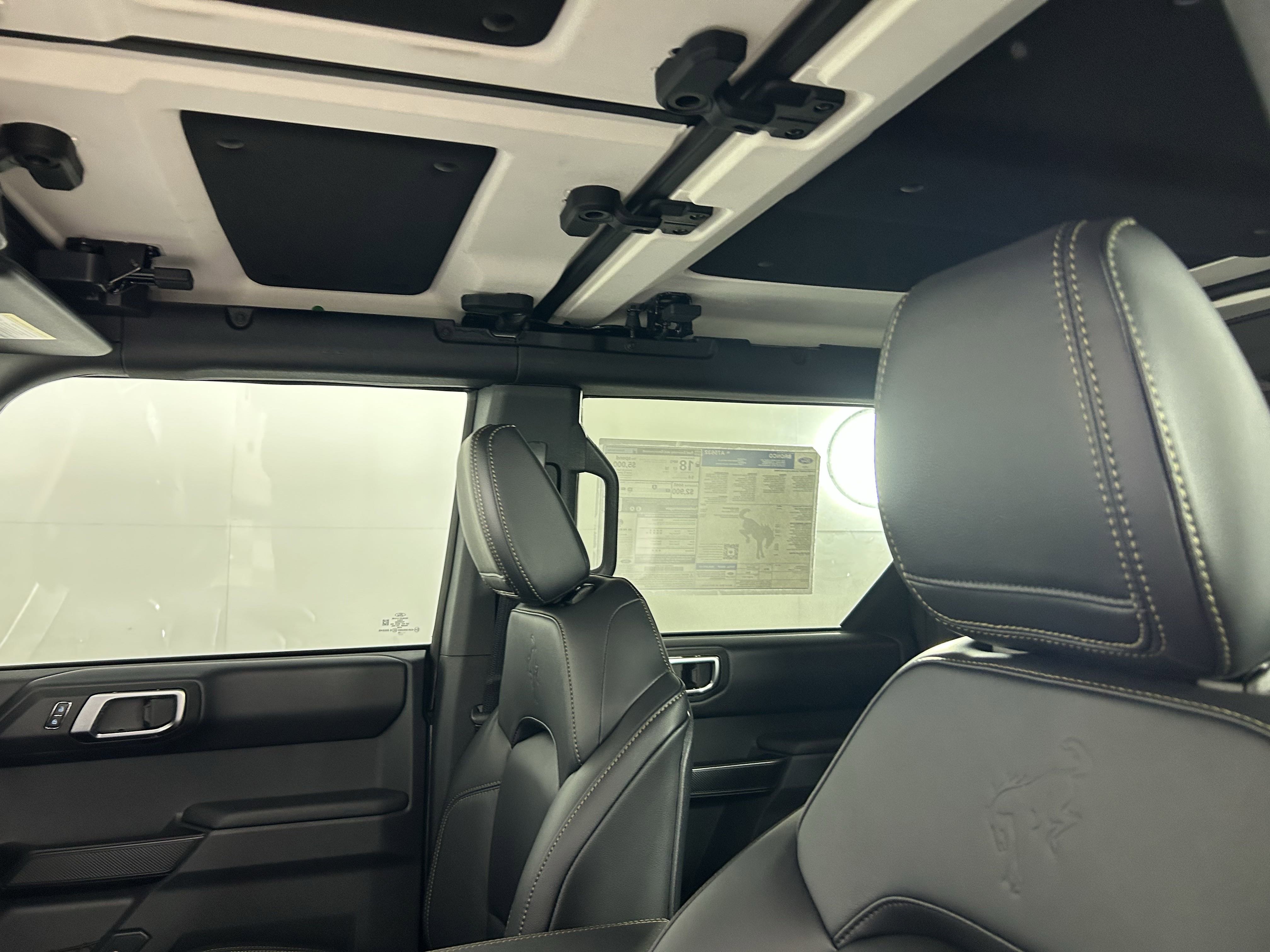 2025 Ford Bronco Badlands photo 7