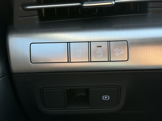 2026 Hyundai Kona SE photo 25