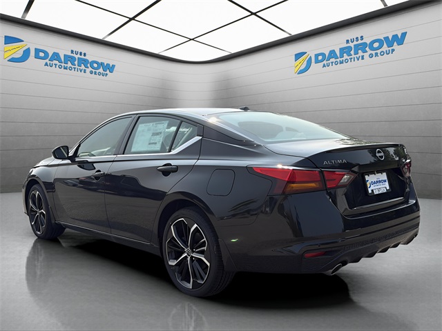 2025 Nissan Altima 2.5 SR photo 3