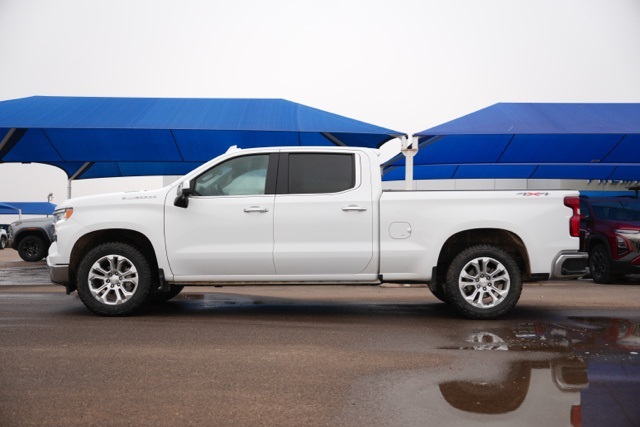 2024 Chevrolet Silverado 1500 LTZ photo 2