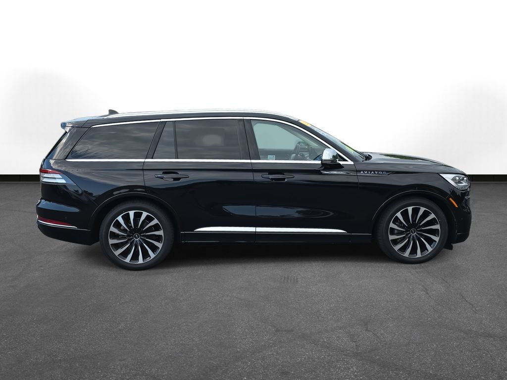 2022 Lincoln Aviator Black Label Grand Touring photo 4